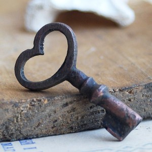 heart key